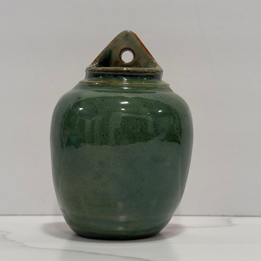 T. Robison Signed Hand Thrown Stoneware Pottery Wall Pocket Hand Crafted Green